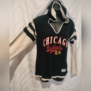 Vintage-Inspired Rare Chicago Blackhawks Hoodie Shirt Old Time Hockey EUC SZ L